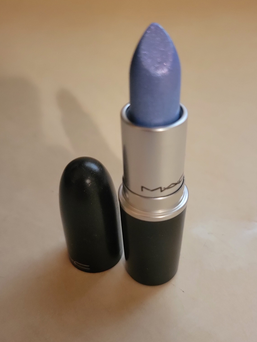 MAC Cosmetics Metallic Cold - Front Lipstick Limited Edition NEW